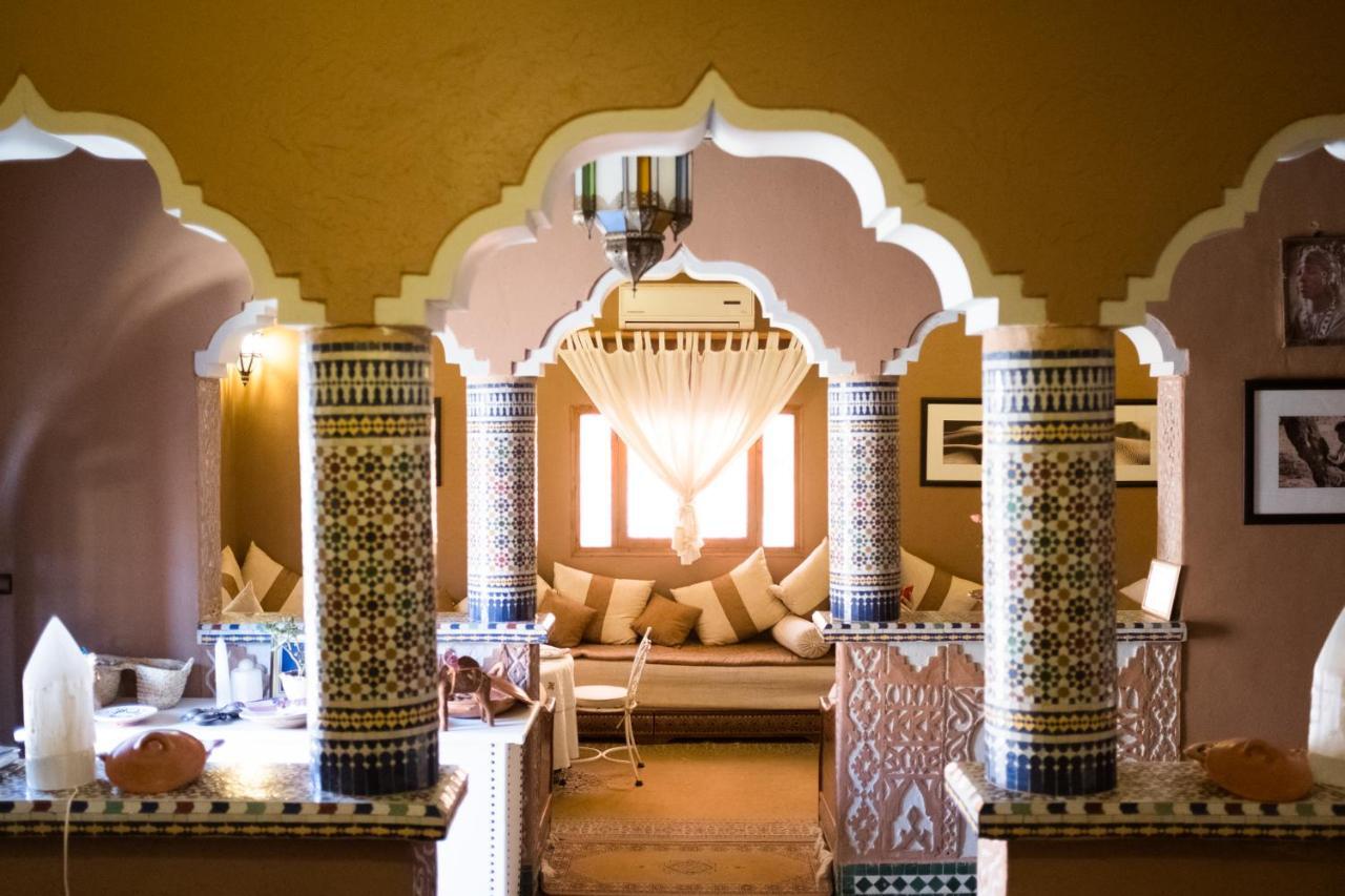 Riad Уарзазат Экстерьер фото