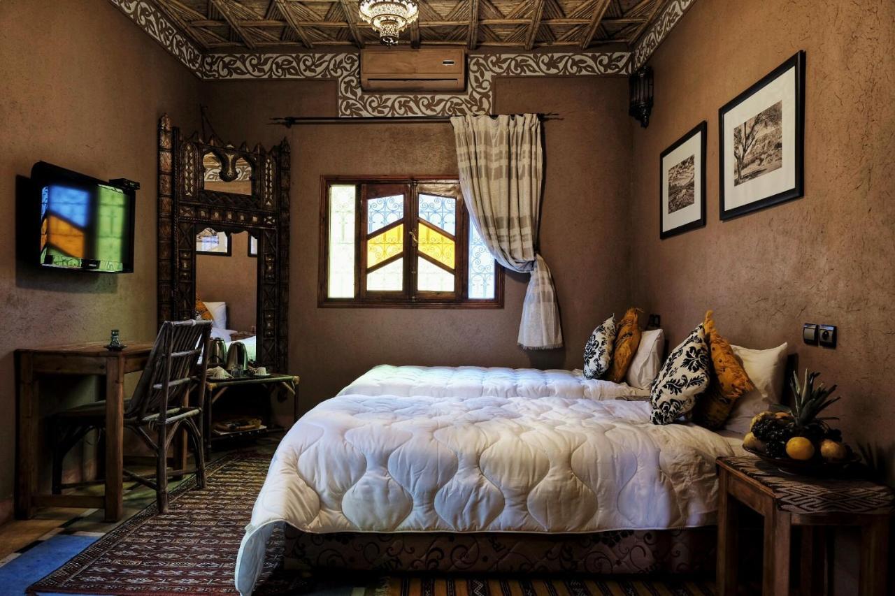 Riad Уарзазат Экстерьер фото